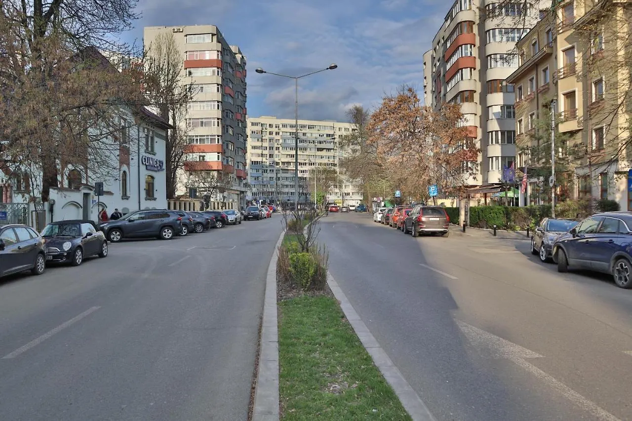 Oak Apartment - Piata Victoriei Bucharest Romania