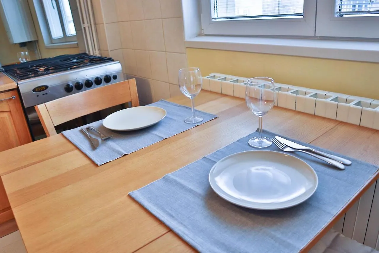 Oak Apartment - Piata Victoriei Bucharest 0*,  Romania
