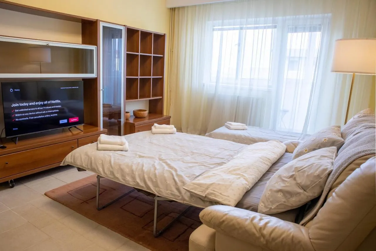 Oak Apartment - Piata Victoriei Bucharest